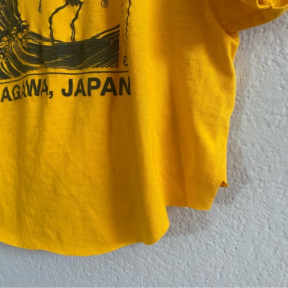 Surfing Skeleton Cropped Japan T Shirt Size Small - Picture 3 of 6